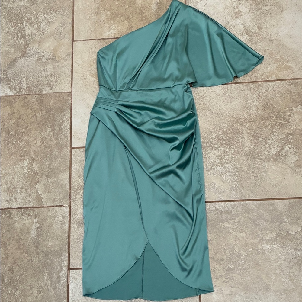 Chic One-Shoulder Satin Dress in Teal